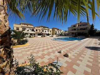 Casa adosada en venta en Nueva Torrevieja - Aguas Nuevas en Torrevieja