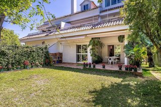 Casa pareada en venta en Simon Verde en Mairena del Aljarafe