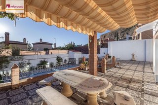 Chalet en venta en Cenes de la Vega
