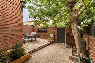 Casa pareada en venta en Zona Pueblo en Pozuelo de Alarcón