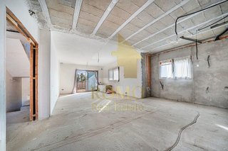 Chalet en venta en Palau-solità i Plegamans