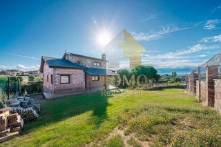 Chalet en venta en Palau-solità i Plegamans