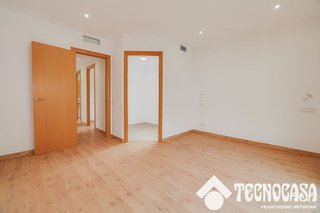 Chalet en venta en Singuerlín - Can Franquesa - Les Oliveres en Santa Coloma de Gramanet