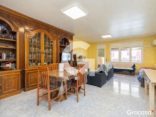 Chalet en venta en Vallirana