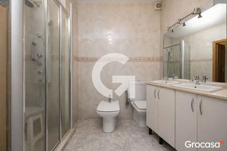 Chalet en venta en Vallirana