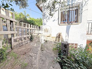 Chalet en venta en Vallirana