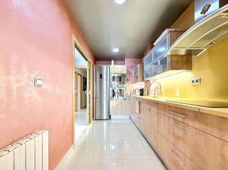 Piso en venta en Montigalà -Sant Crist en Badalona