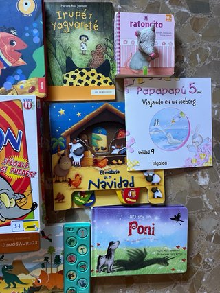 Lote de libros mas juego