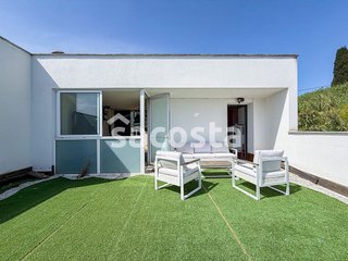 Casa adosada en venta en Canet de Mar