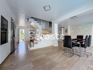 Casa adosada en venta en Canet de Mar