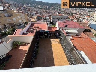 Casa pareada en venta en El Carmel en Barcelona