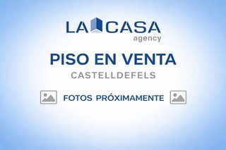 Piso en venta en El Castell-Poble Vell en Castelldefels