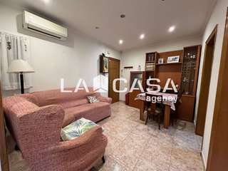 Piso en venta en Les Roquetes en Barcelona