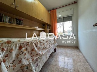 Piso en venta en Les Roquetes en Barcelona