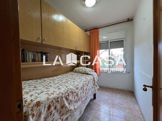 Piso en venta en Les Roquetes en Barcelona