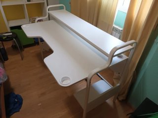 Mesa Gaming escritorio,Ikea, en buen estado