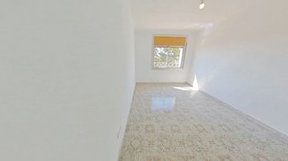 Piso en venta en Les Roquetes en Barcelona