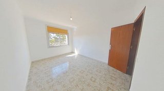 Piso en venta en Les Roquetes en Barcelona