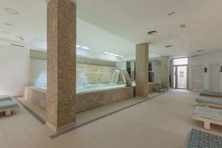 Piso en venta en Los Naranjos - Las Brisas en Marbella