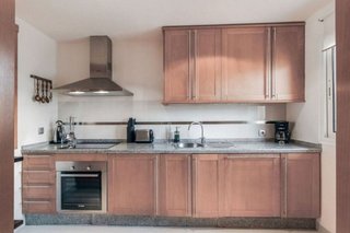 Piso en venta en Los Naranjos - Las Brisas en Marbella