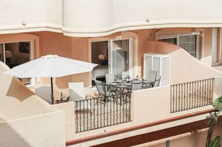 Piso en venta en Los Naranjos - Las Brisas en Marbella