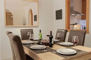 Piso en venta en Los Naranjos - Las Brisas en Marbella