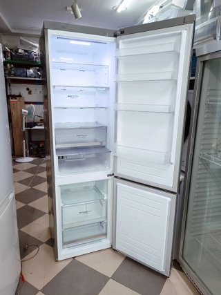 Frigorífico 'LG' combi no frost