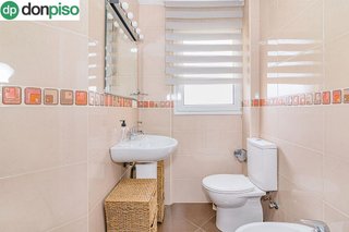 Piso en venta en Polígono Cartuja – La Paz en Granada