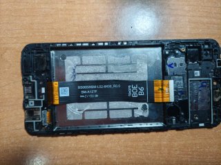 4 Pantallas de Teléfono Rotas