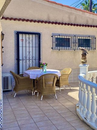 Chalet en venta en La Siesta - El Salado - Torreta en Torrevieja