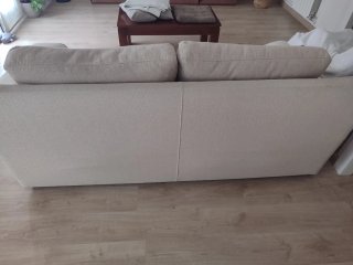 Urge vender!! Rebajado a 150  Sofá 2 plazas beige