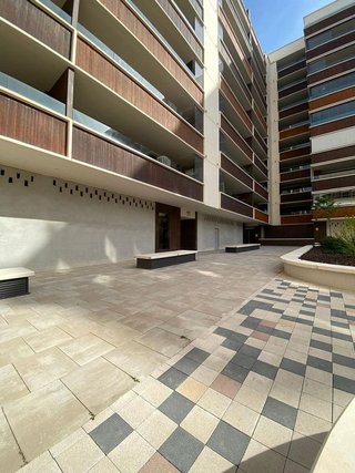 Local comercial en alquiler en Lezkairu en Pamplona
