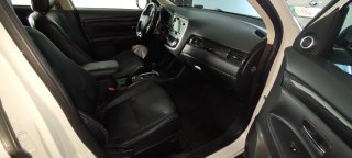 Mitsubishi Outlander 2016
