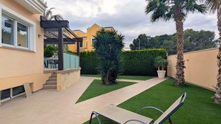 Casa adosada en venta en Los Balcones - Los Altos del Edén en Torrevieja