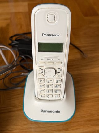 Teléfonos Panasonic inalámbricos (2 unidades)