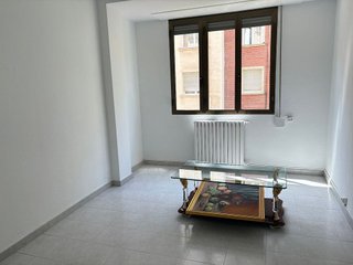 Piso en alquiler en Paseo Constitución - Las Damas en Zaragoza