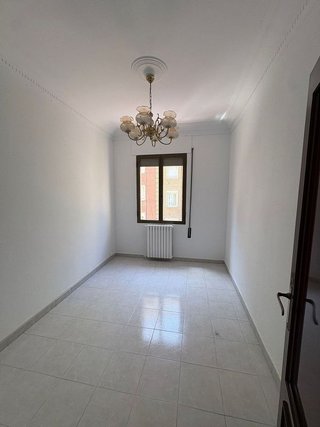 Piso en alquiler en Paseo Constitución - Las Damas en Zaragoza