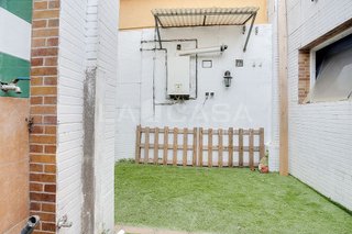 Piso en venta en Ca n'Aurell en Terrassa