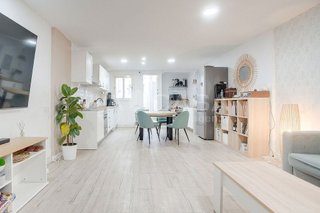 Piso en venta en Ca n'Aurell en Terrassa
