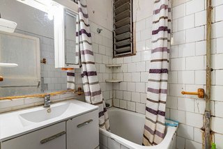 Piso en venta en El Raval en Barcelona