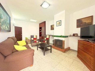 Casa adosada en venta en San Enrique-Guadiaro-Pueblo Nuevo en San Roque