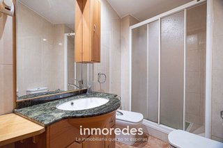 Piso en venta en La Torrassa en Hospitalet de Llobregat, L´