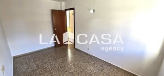 Piso en venta en La Prosperitat en Barcelona