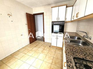 Piso en venta en La Prosperitat en Barcelona
