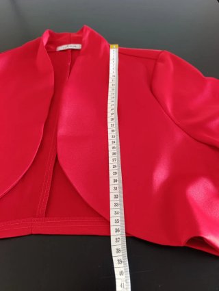 Chaquetita corta roja cropped
