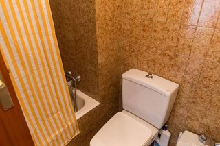 Piso en venta en Ermitagaña - Mendebaldea en Pamplona
