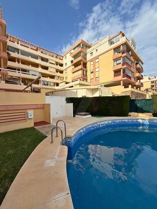 Piso en venta en Torrequebrada en Benalmádena