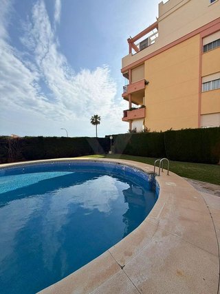 Piso en venta en Torrequebrada en Benalmádena