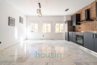 Piso en venta en Palacio de Congresos - Urbadiez - Entrepuentes en Sevilla