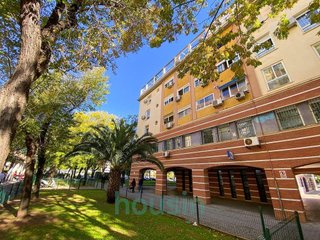Piso en venta en Palacio de Congresos - Urbadiez - Entrepuentes en Sevilla
